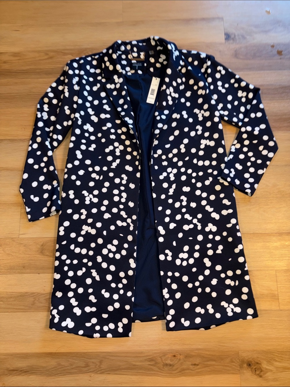 NWT Navy and White Polka Dotted Tahari Jacket